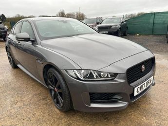 Jaguar XE 2.0d R-Sport Auto AWD Euro 6 (s/s) 4dr