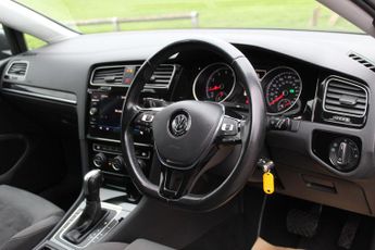 Volkswagen Golf 1.5 TSI EVO GT Edition DSG Euro 6 (s/s) 5dr