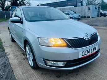 Skoda Rapid 1.6 TDI SE Euro 5 5dr