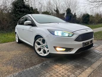 Ford Focus 1.0T EcoBoost Titanium Euro 6 (s/s) 5dr