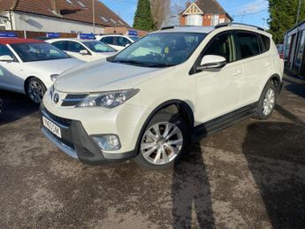 Toyota RAV4 2.2 D-CAT Invincible Auto 4WD Euro 5 5dr