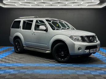 Nissan Pathfinder 2.5 dCi Tekna 4WD Euro 4 5dr