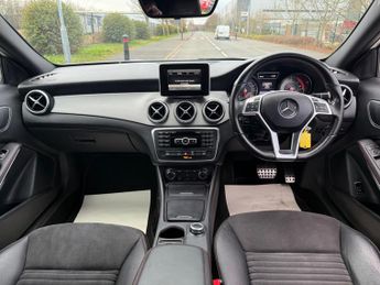 Mercedes-Benz GLA 2.1 GLA220 CDI AMG Line 7G-DCT 4MATIC Euro 6 (s/s) 5dr