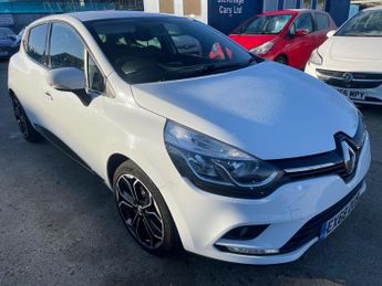 Renault Clio 0.9 TCe Iconic Euro 6 (s/s) 5dr