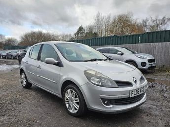 Renault Clio 1.6 VVT Initiale 5dr