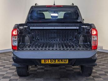 Nissan Navara 2.3 dCi N-Guard Auto 4WD Euro 6 4dr