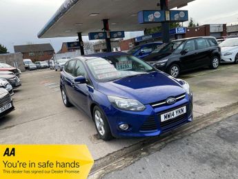 Ford Focus 1.6 Zetec Navigator Powershift Euro 5 5dr