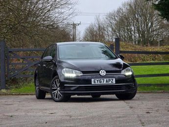 Volkswagen Golf TDi 2.0 TDI SE Nav Euro 6 (s/s) 5dr