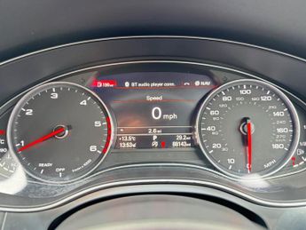 Audi A6 Avant 2.0 TDI ultra Black Edition Estate 5dr Diesel S Tronic Euro 6 (s