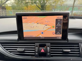 Audi A6 Avant 2.0 TDI ultra Black Edition Estate 5dr Diesel S Tronic Euro 6 (s