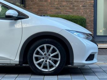 Honda Civic 1.8 i-VTEC EX Auto Euro 5 5dr