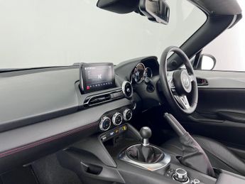 Mazda MX-5 RF 1.5 SKYACTIV-G Sport Nav+ Euro 6 2dr