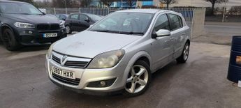 Vauxhall Astra 1.8i 16v SRi 5dr