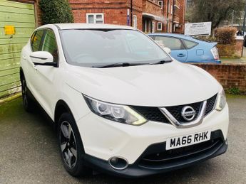 Nissan Qashqai 1.6 dCi N-Connecta XTRON 2WD Euro 6 (s/s) 5dr