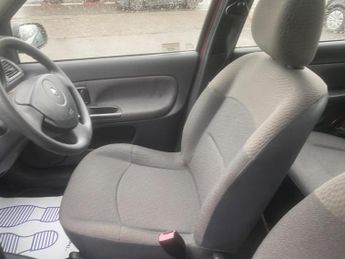 Renault Clio 1.4 16v Expression 5dr