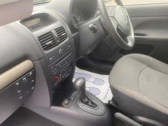 Renault Clio 1.4 16v Expression 5dr