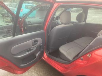 Renault Clio 1.4 16v Expression 5dr