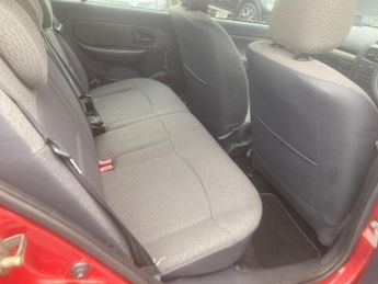 Renault Clio 1.4 16v Expression 5dr