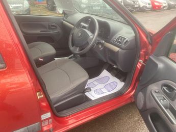 Renault Clio 1.4 16v Expression 5dr