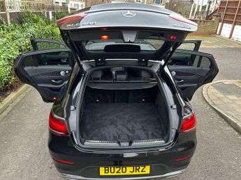 Mercedes-Benz GLC 2.0 GLC300 MHEV AMG Line (Premium Plus) Coupe G-Tronic+ 4MATIC E