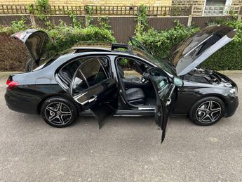 Mercedes-Benz E Class 2.0 E300e 13.5kWh AMG Line Night Edition (Premium Plus) G-Tronic