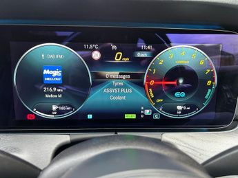 Mercedes-Benz E Class 2.0 E300e 13.5kWh AMG Line Night Edition (Premium Plus) G-Tronic