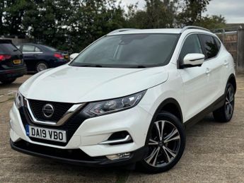 Nissan Qashqai 1.3 DIG-T N-Connecta DCT Auto Euro 6 (s/s) 5dr