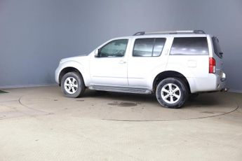 Nissan Pathfinder 2.5 dCi Aventura 5dr