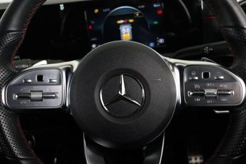 Mercedes-Benz A Class 1.3 A180 AMG Line 7G-DCT Euro 6 (s/s) 5dr