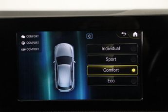 Mercedes-Benz A Class 1.3 A180 AMG Line 7G-DCT Euro 6 (s/s) 5dr