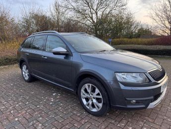 Skoda Octavia 2.0 TDI Scout DSG 4WD Euro 6 (s/s) 5dr