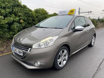 Peugeot 208 1.2 VTi Allure Euro 5 3dr