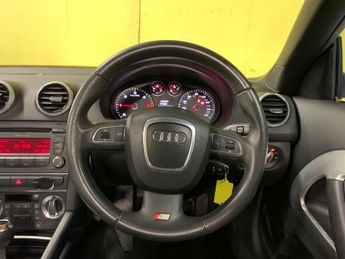 Audi A3 Cabriolet 2.0 TDI S line S Tronic Euro 5 (s/s) 2dr