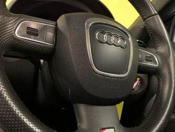 Audi A3 Cabriolet 2.0 TDI S line S Tronic Euro 5 (s/s) 2dr