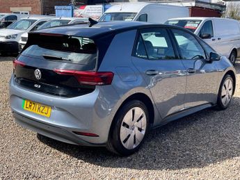 Volkswagen ID.3 Pro 58kWh Life Auto 5dr