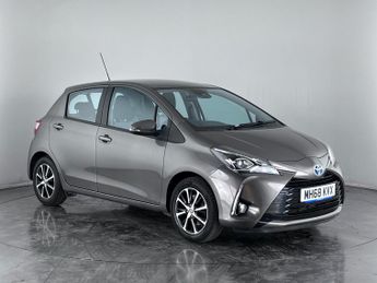 Toyota Yaris 1.5 VVT-h Icon Tech E-CVT Euro 6 (s/s) 5dr