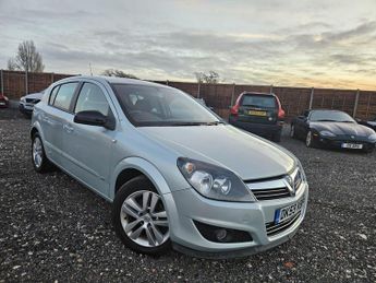 Vauxhall Astra 1.4i 16v SXi 5dr