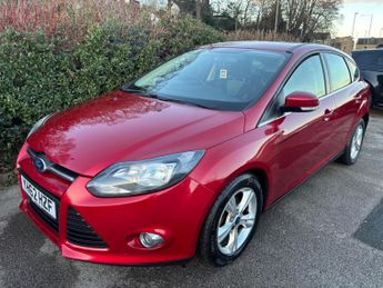 Ford Focus 1.0T EcoBoost Zetec Euro 5 (s/s) 5dr