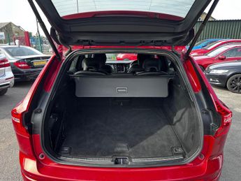 Volvo XC60 2.0 D4 R-Design Auto AWD Euro 6 (s/s) 5dr
