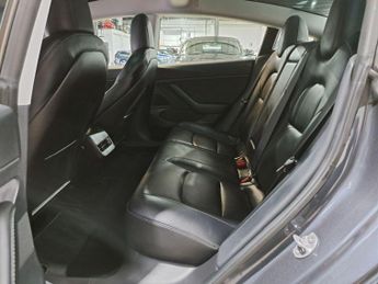 Tesla Model 3 (Dual Motor) Long Range Auto 4WDE 4dr