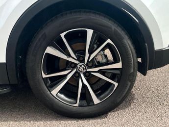 Toyota C-HR 2.0 VVT-h 13.6 kWh Design CVT Euro 6 (s/s) 5dr