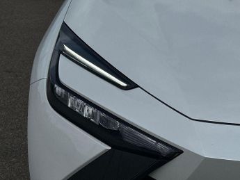 Toyota C-HR 2.0 VVT-h 13.6 kWh Design CVT Euro 6 (s/s) 5dr