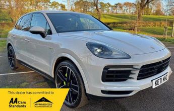 Porsche Cayenne 3.0 V6 E-Hybrid 17.9kWh TiptronicS 4WD Euro 6 (s/s) 5dr (3.6kW C