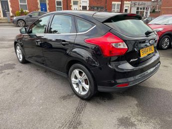 Ford Focus 1.6 Zetec Powershift Euro 5 5dr