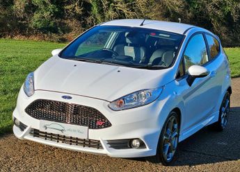 Ford Fiesta 1.6T EcoBoost ST-3 Euro 6 3dr