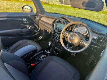 MINI Convertible 1.5 Cooper Steptronic Euro 6 (s/s) 2dr