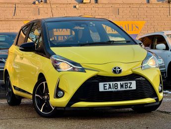 Toyota Yaris 1.5 VVT-i Yellow Bi-Tone Limited Edition Euro 6 5dr