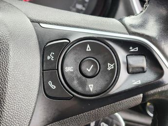 Vauxhall Grandland X 1.2 Turbo SE Auto Euro 6 (s/s) 5dr