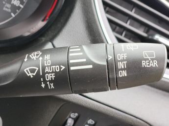 Vauxhall Grandland X 1.2 Turbo SE Auto Euro 6 (s/s) 5dr