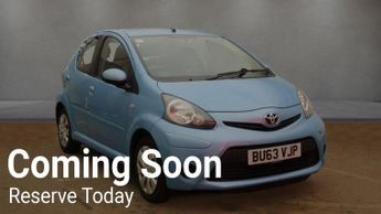 Toyota AYGO 1.0 VVT-i Move Euro 5 5dr